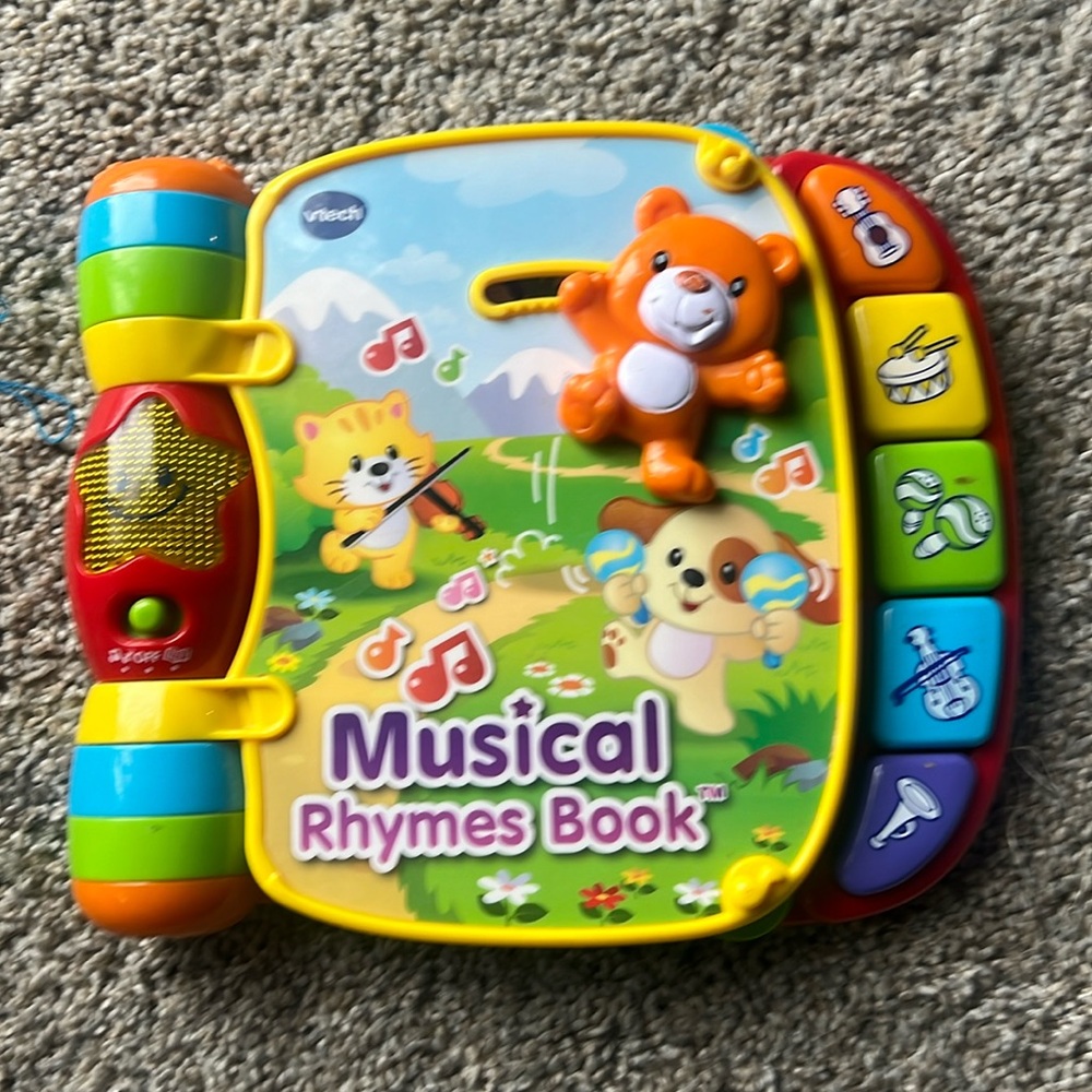VTech musical rhymes book